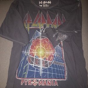 Def Leppard Vintage Tee